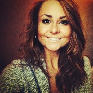 Meet your Posher, Haylee